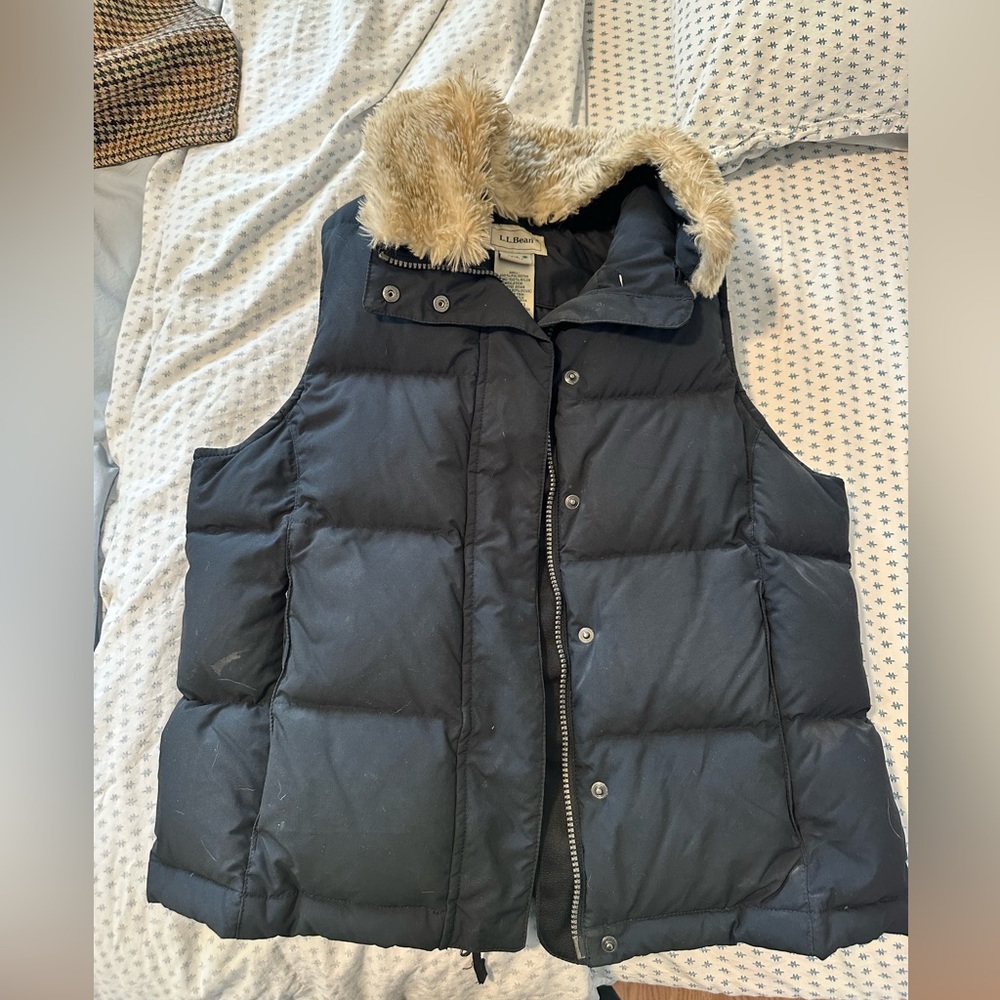 LL Bean women’s puffer vest, size XS